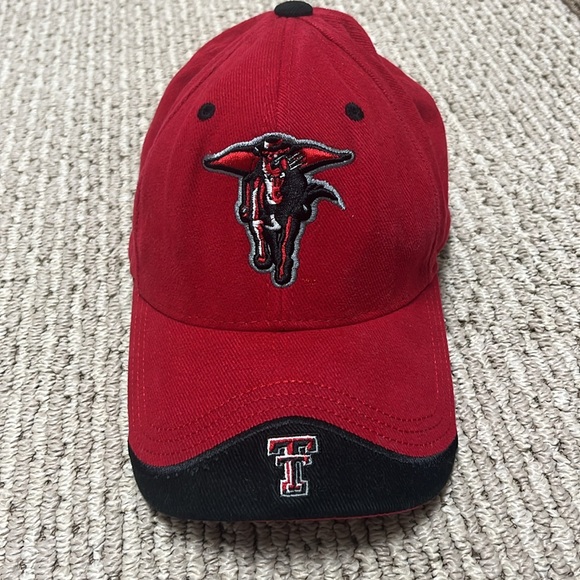 Texas Tech Under Armour #1 Jersey & Vintage  NCAA Embroidered Mascot Hat - Picture 8 of 12